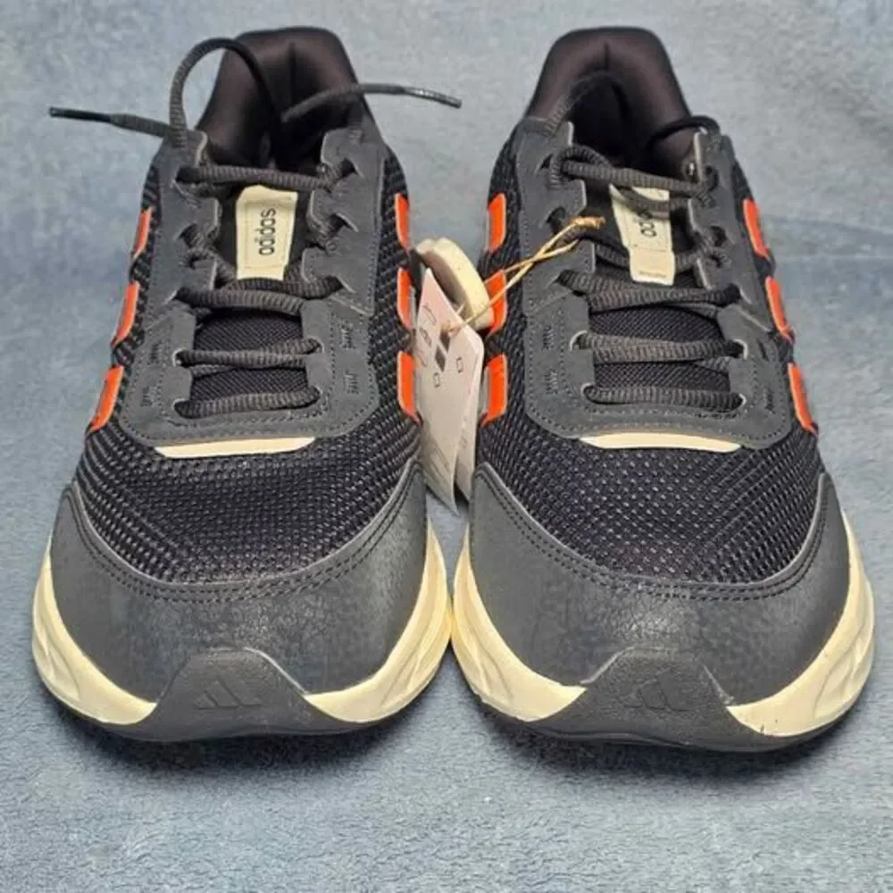 New Adidas ASTRATAR Mens US 12 Sneakers